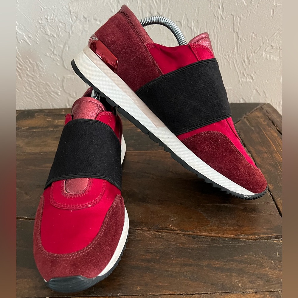 Michael Kors MK Trainer Sneaker, Maroon/Black, Size 7.5